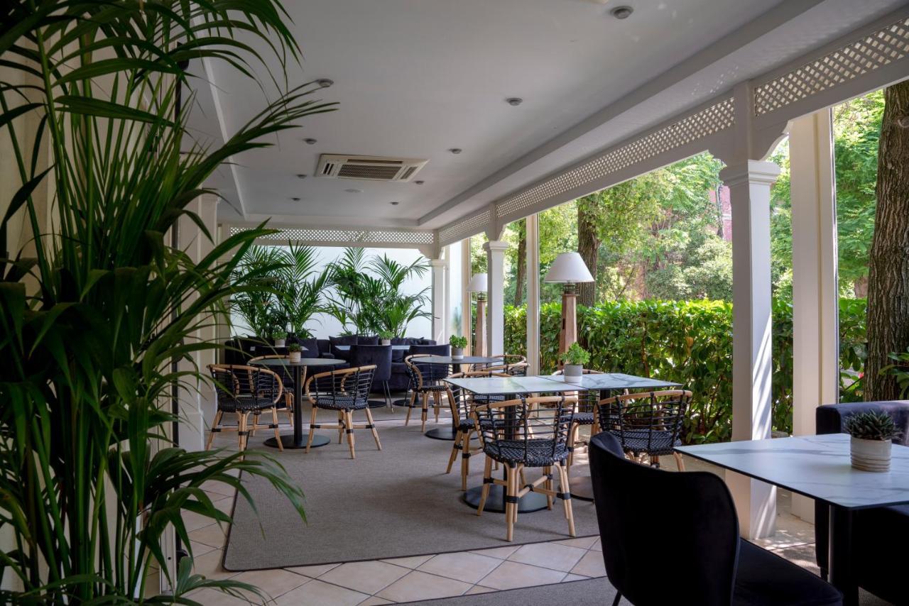 Hotel Maestrale Riccione Dış mekan fotoğraf