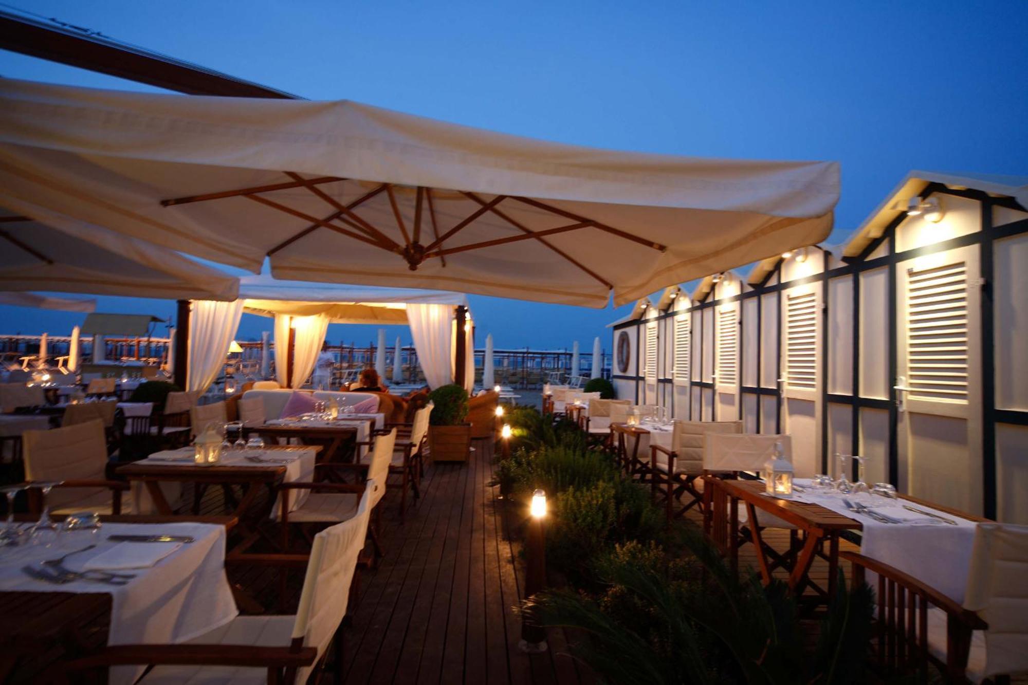 Hotel Maestrale Riccione Dış mekan fotoğraf